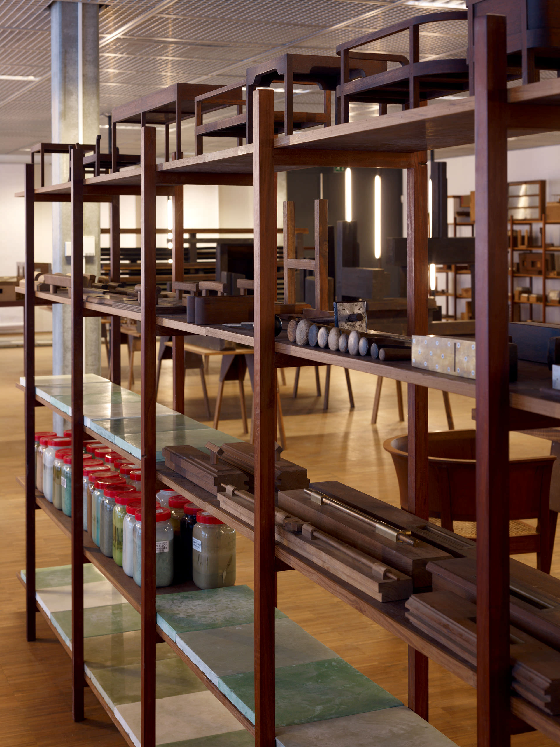 E11328 AP45 028158 j2560